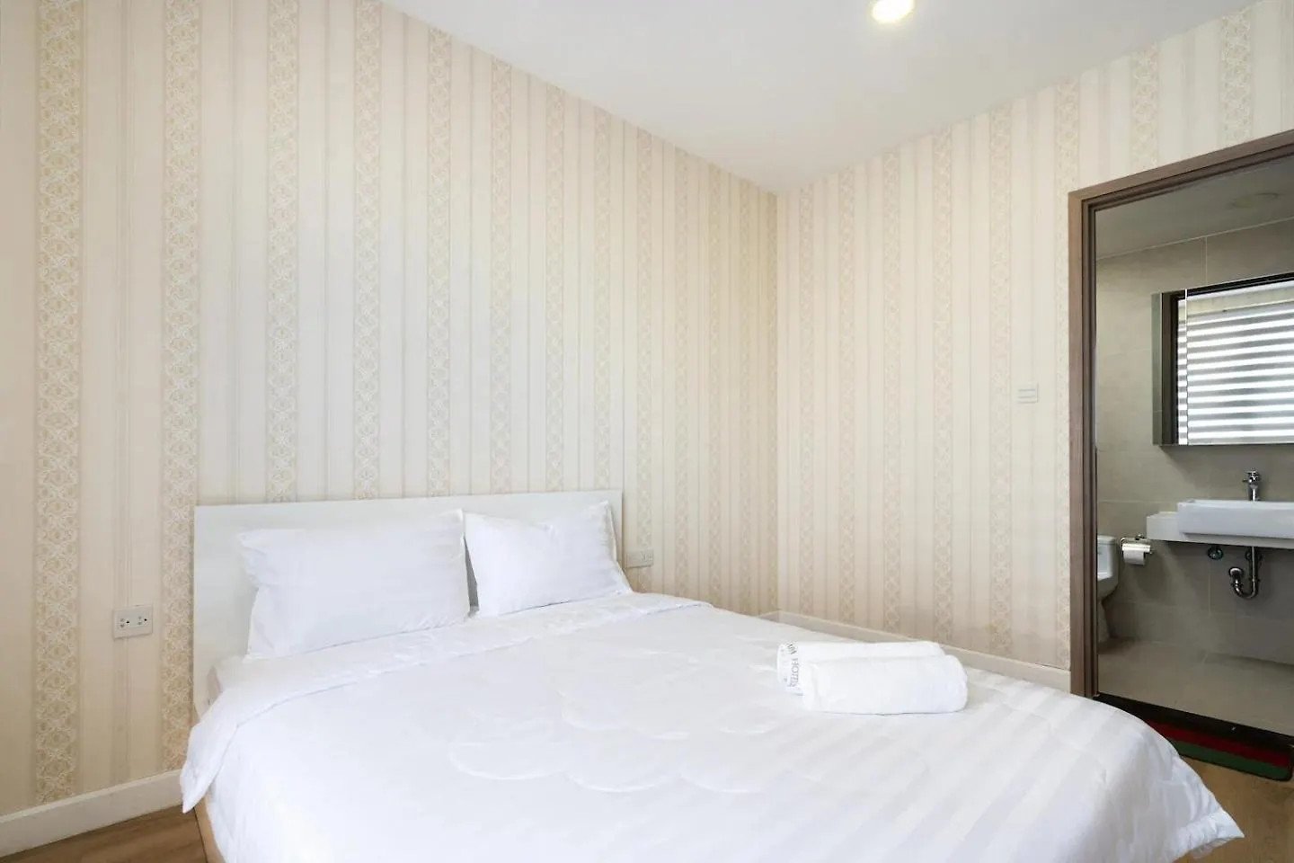 The Icon 56 Building & Apartment D4 Ho Chi Minh City