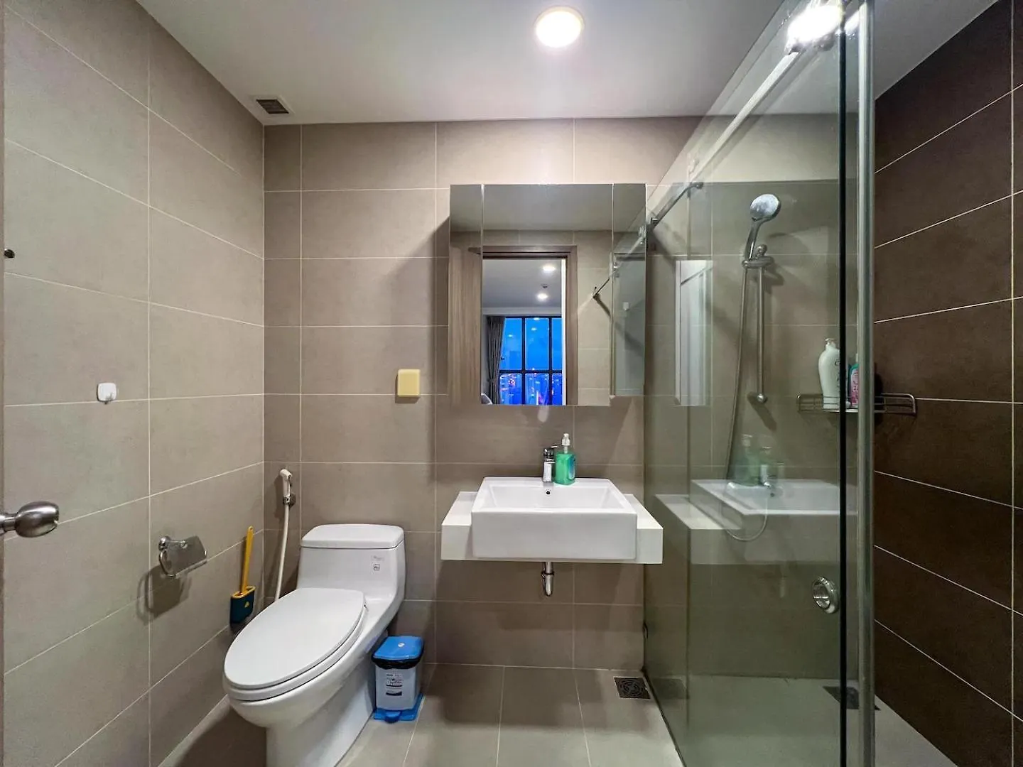 The Icon 56 Building & Apartment D4 Ho Chi Minh City